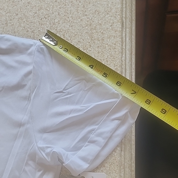 32 Degrees White V-Neck Tee Size M Short Sleeve Top - Picture 8 of 10